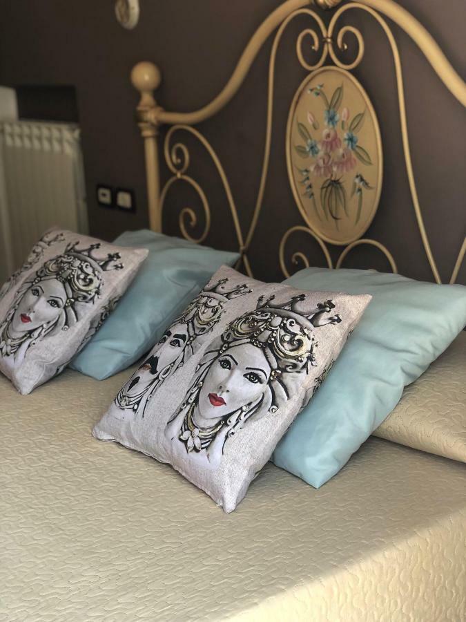 B&B Giulia Taormina Exteriör bild